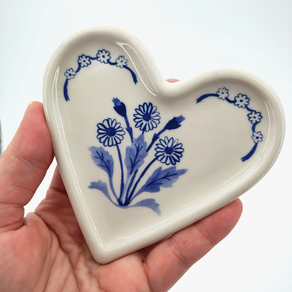 Urban Outfitters Amelie Catch-All Trinket Jewelry Dish Heart Cottagecore Blue